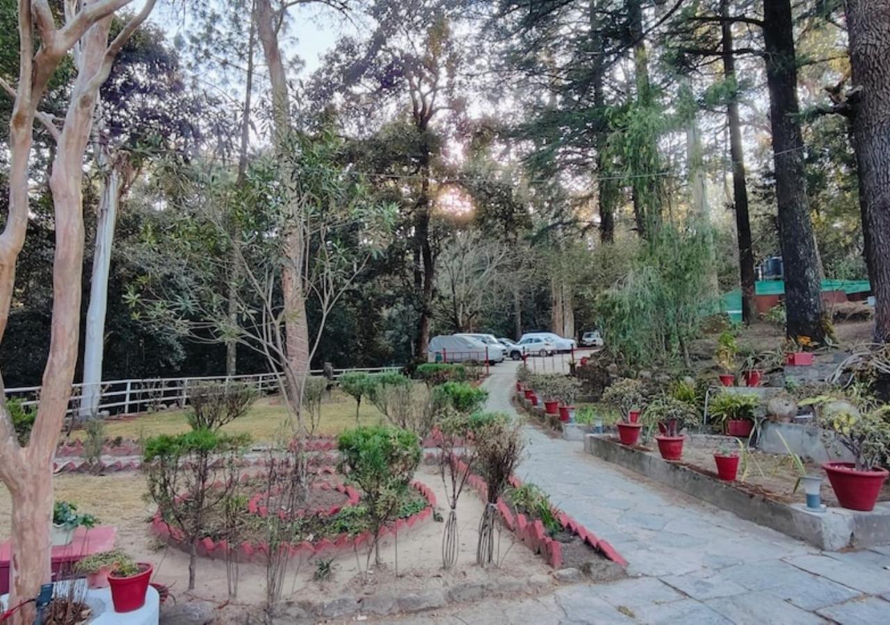 Hotel Chevron Rosemount Ranikhet Exteriér fotografie
