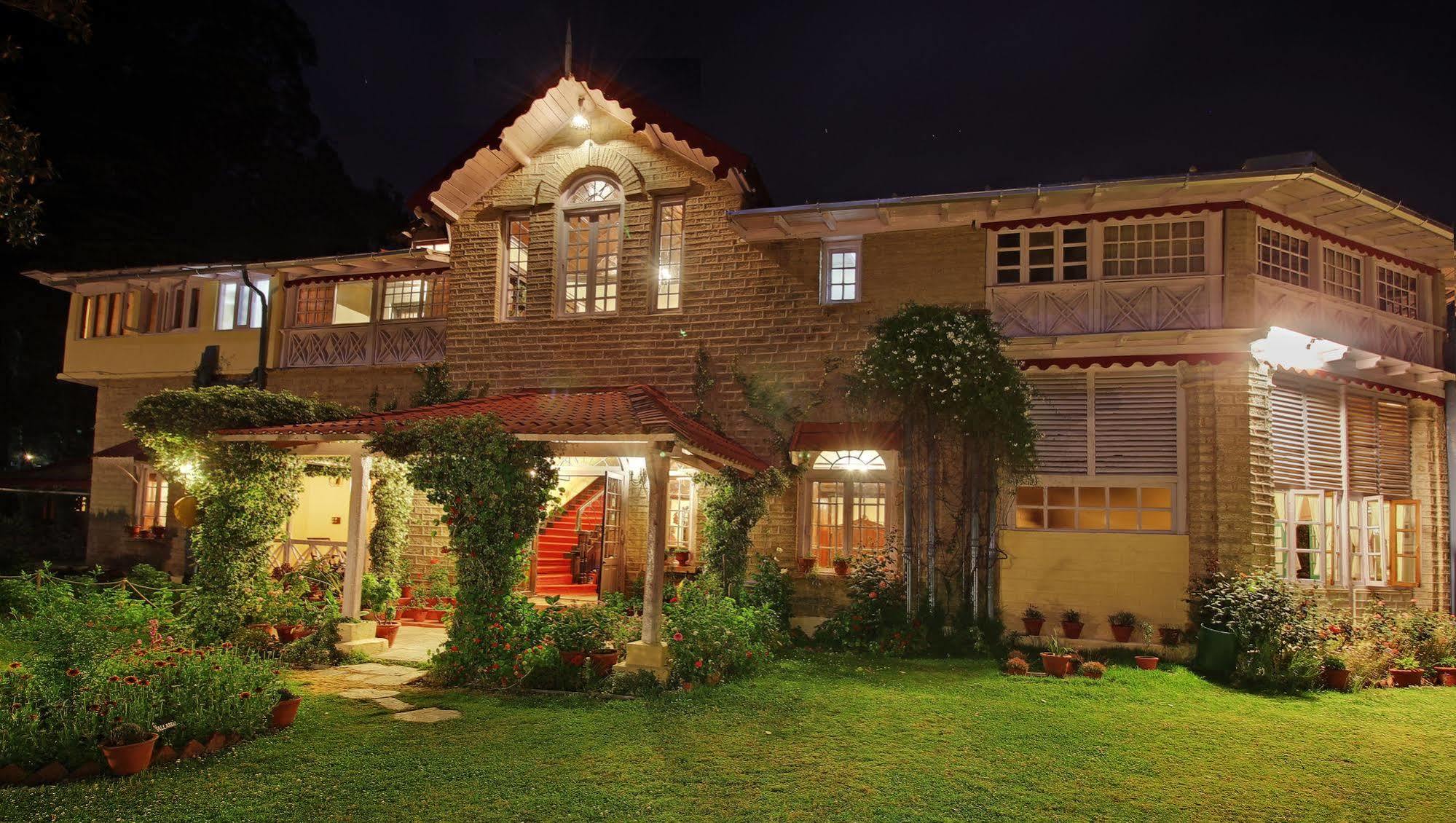 Hotel Chevron Rosemount Ranikhet Exteriér fotografie